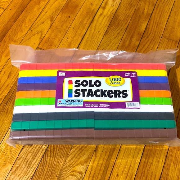 New with tags - solo stacker cubes 1000 - Picture 1 of 2